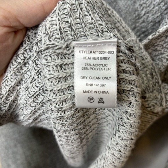 ASTR The Label Size Large Wrap Front Sweater Gray Heather Long Sleeve Light EUC - Picture 5 of 8